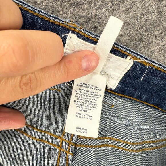 Caslon Shorts Women 30 Plus Blue Denim Dark Wash Mid Rise Cuffed Chino Pockets - Picture 8 of 9